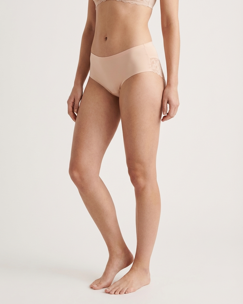 pomelli_photoshoot_image_4_5_0409_1f2ad6ed-63df-4623-96b4-cf8d1ffa138a - Luxuryvibe